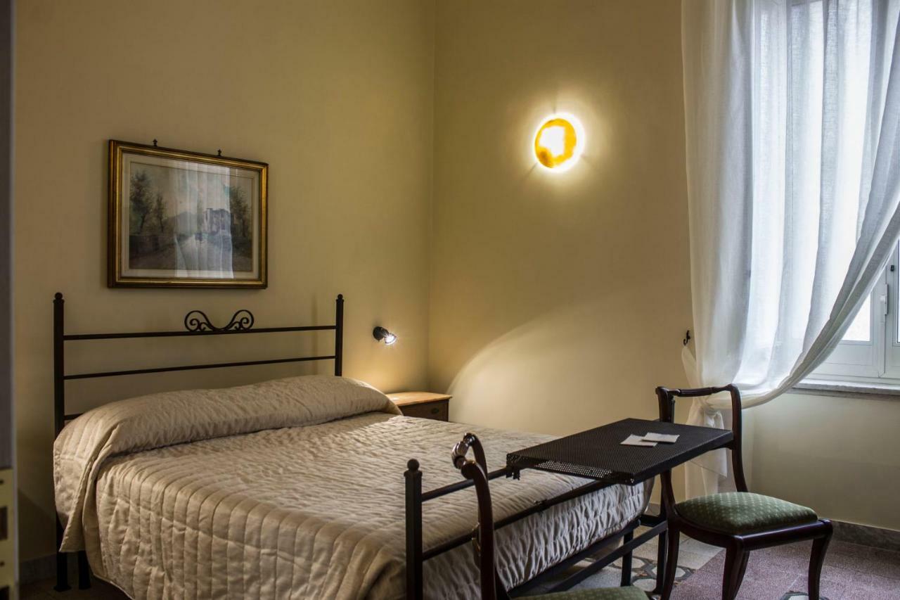 Bed and Breakfast Don Angelo Petito Nápoles Exterior foto